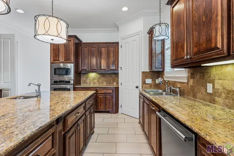 $649,000 | 3126 Laurel Plantation Avenue, Baton Rouge, LA 70820