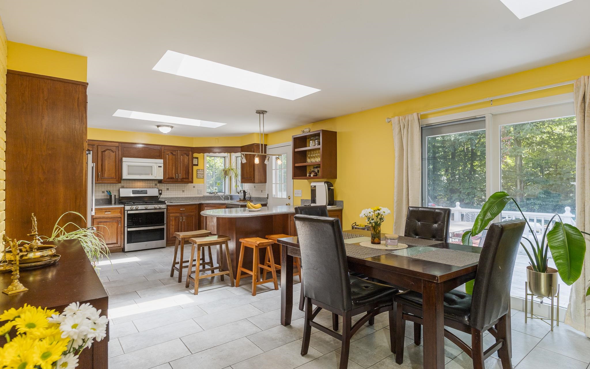 17 Leahy Road Keene, NH 03431 - Photo 9 of 47