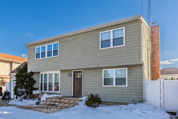 a view of a house with a patio