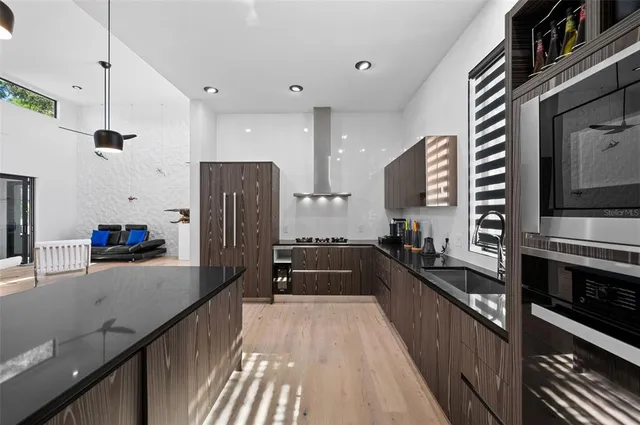 $8,750 | 1899 Vamo Way, Sarasota, FL 34231