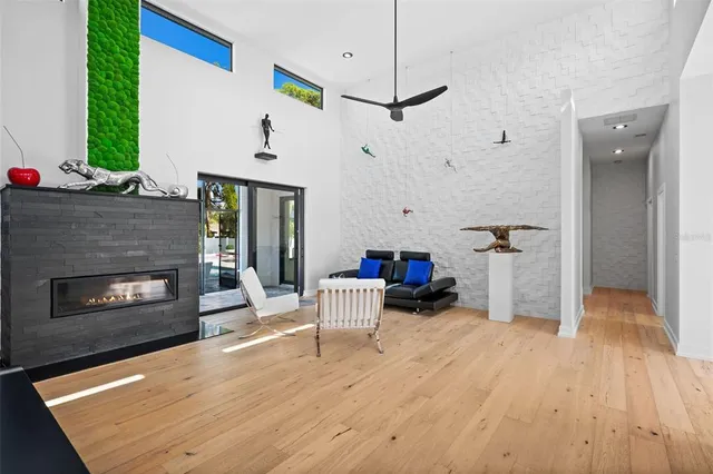 $8,750 | 1899 Vamo Way, Sarasota, FL 34231