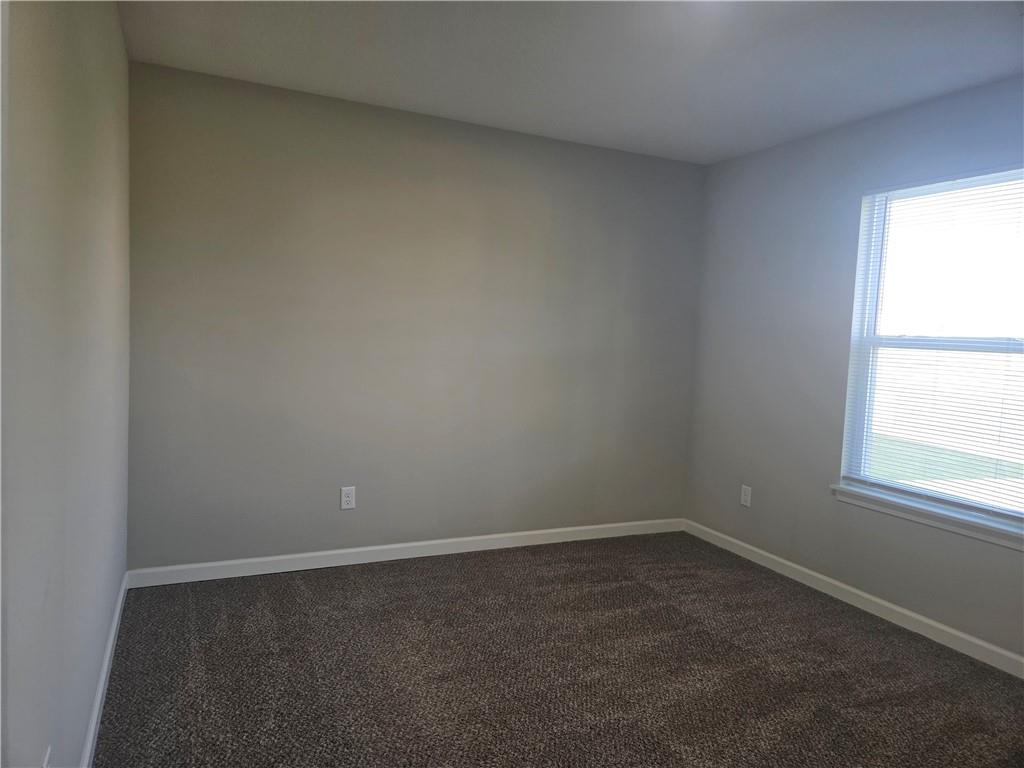 21721 North Ridge Peculiar, MO 64078 - Photo 18 of 25