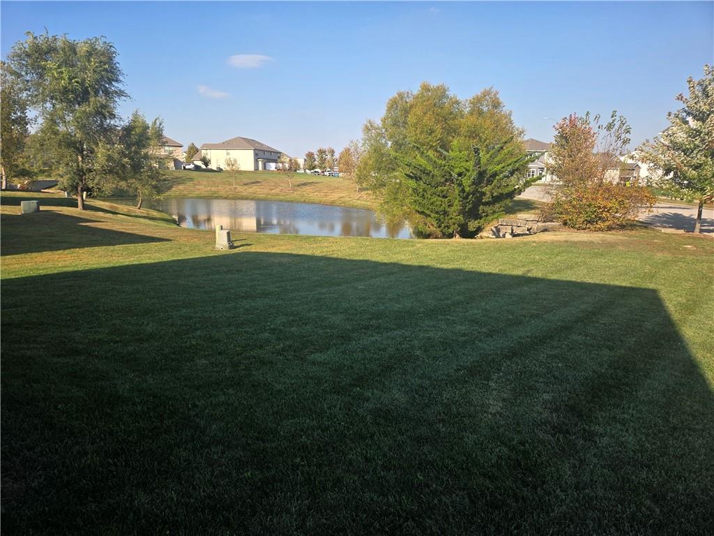 21721 North Ridge Peculiar, MO 64078 - Photo 24 of 25