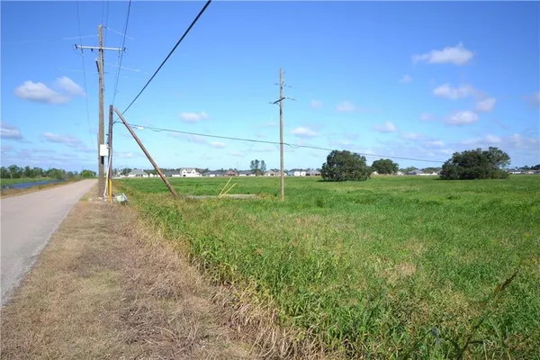 $275,000 | 0 Highway 306 Highway, Des Allemands, LA 70030
