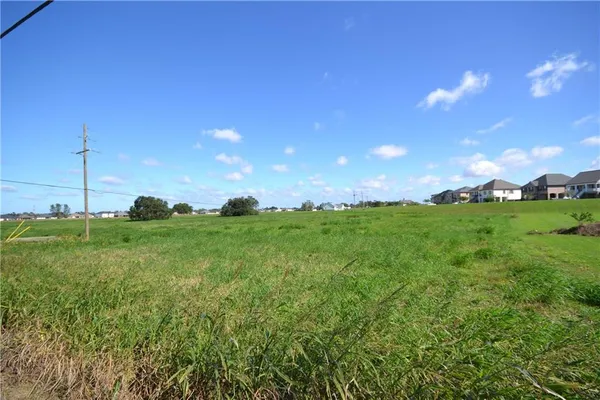$275,000 | 0 Highway 306 Highway, Des Allemands, LA 70030