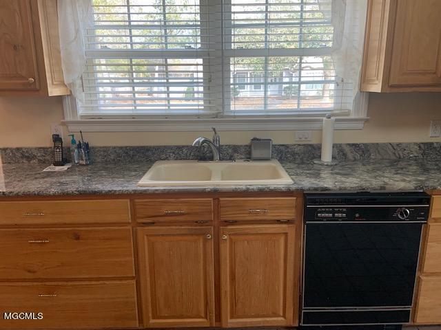 2540 Spring Ridge Drive Biloxi, MS 39531 - Photo 29 of 57 IMG_1698