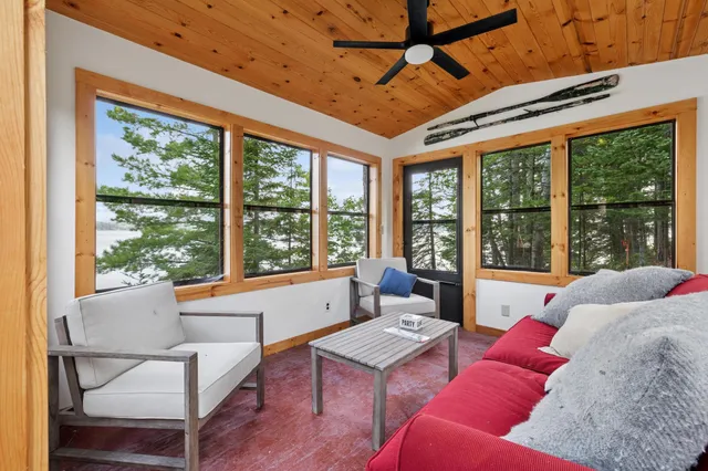 $799,900 | 22910 South Shore Drive, Emily, MN 56447