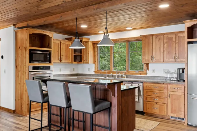 $799,900 | 22910 South Shore Drive, Emily, MN 56447