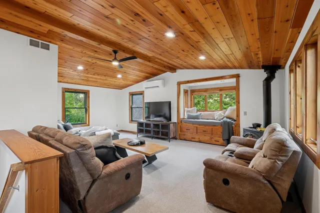 $799,900 | 22910 South Shore Drive, Emily, MN 56447