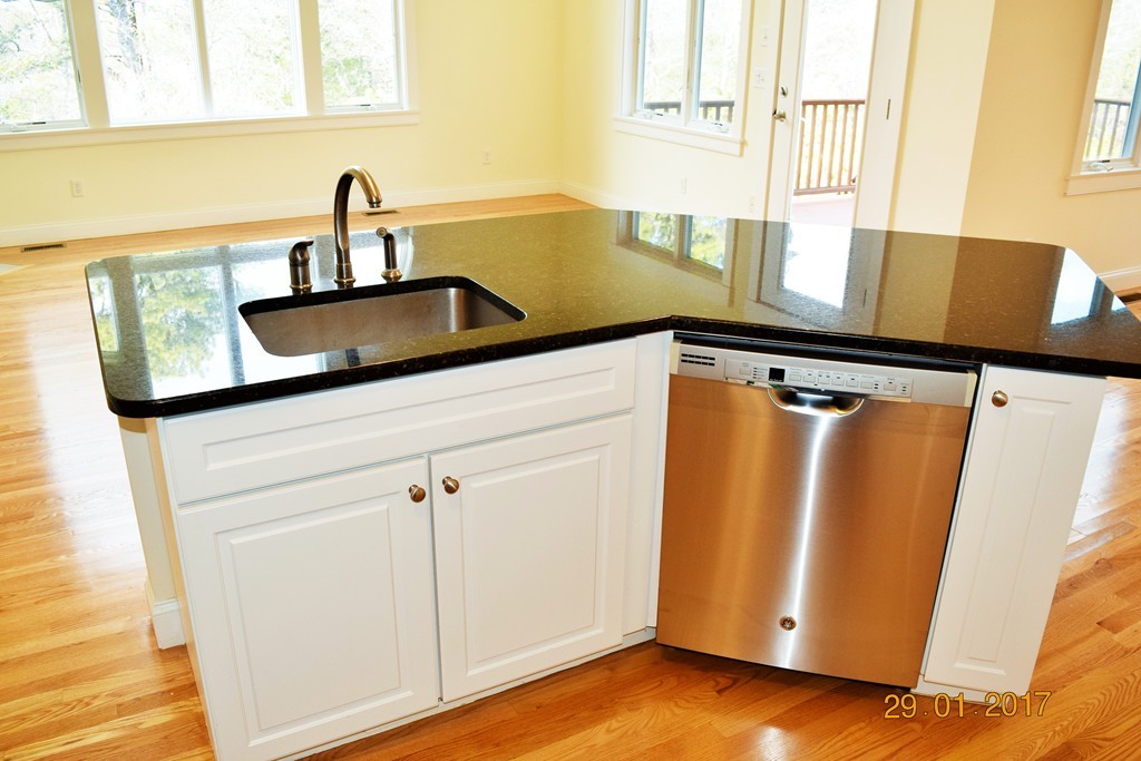 4 Hemlock Road, Unit 4 Bourne, MA 02532 - Photo 14 of 30 Gallery Image 14