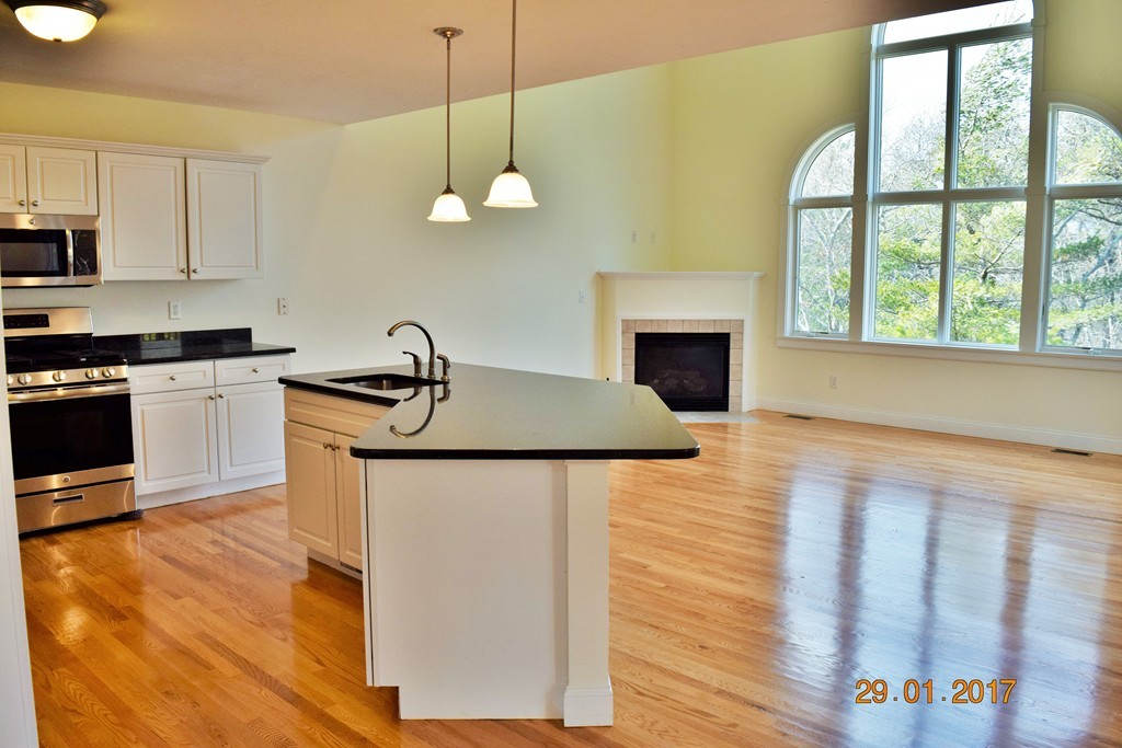 4 Hemlock Road, Unit 4 Bourne, MA 02532 - Photo 15 of 30 Gallery Image 15