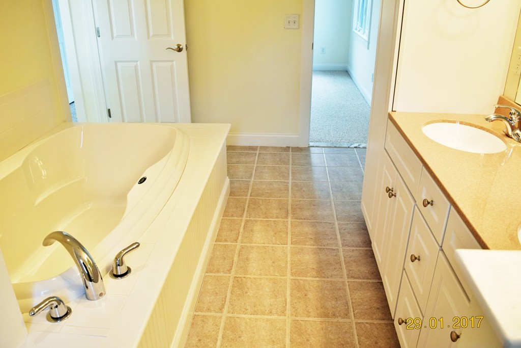 4 Hemlock Road, Unit 4 Bourne, MA 02532 - Photo 26 of 30 Gallery Image 26
