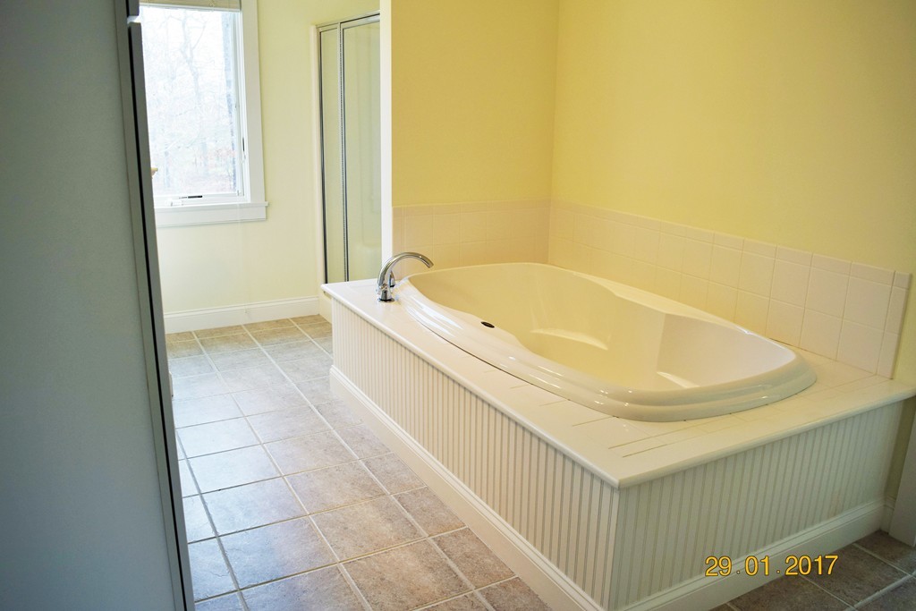4 Hemlock Road, Unit 4 Bourne, MA 02532 - Photo 28 of 30 Gallery Image 28
