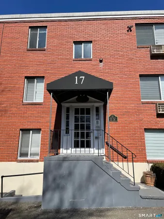 $1,695 | 17 Ferris Avenue, Unit 8, Norwalk, CT 06854