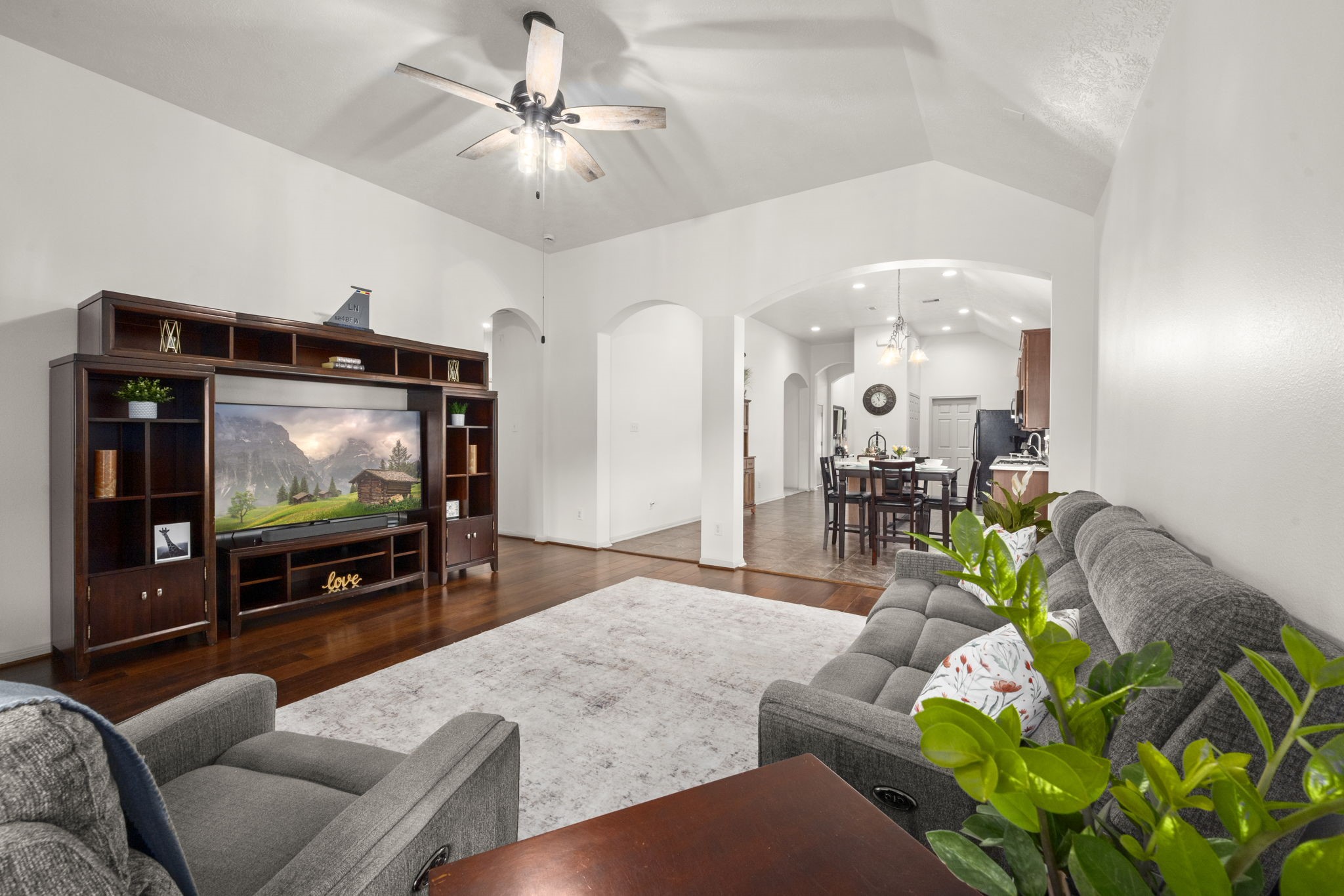 27526 Gatlin Lane Spring, TX 77386 - Photo 31 of 31 Open floor plan—an excellent setting for hosting guests and entertaining.