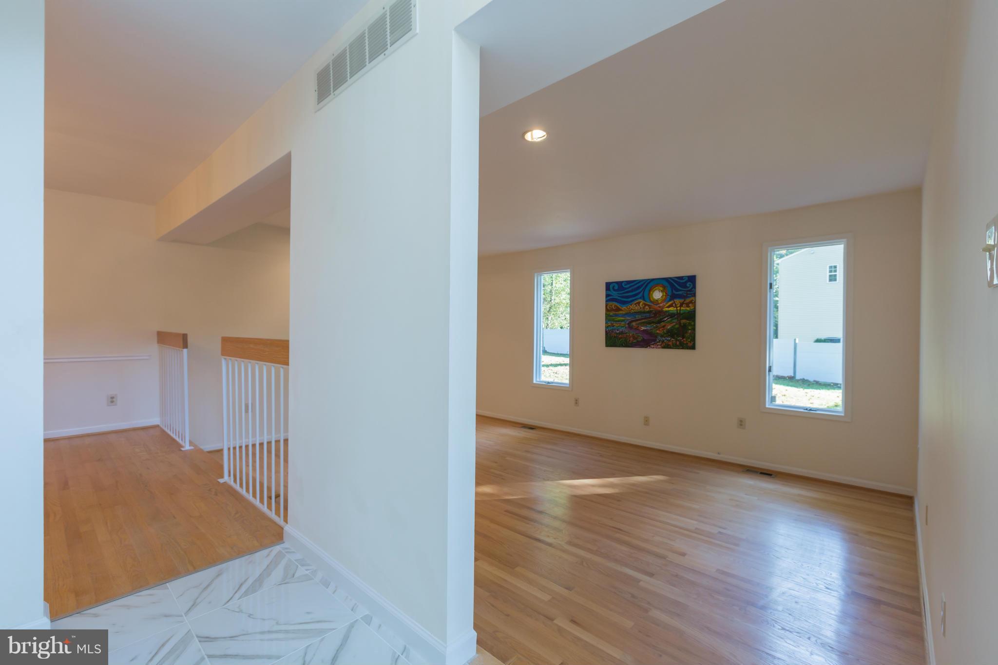 11109 Fawsett Road Potomac, MD 20854 - Photo 11 of 30 Living Room