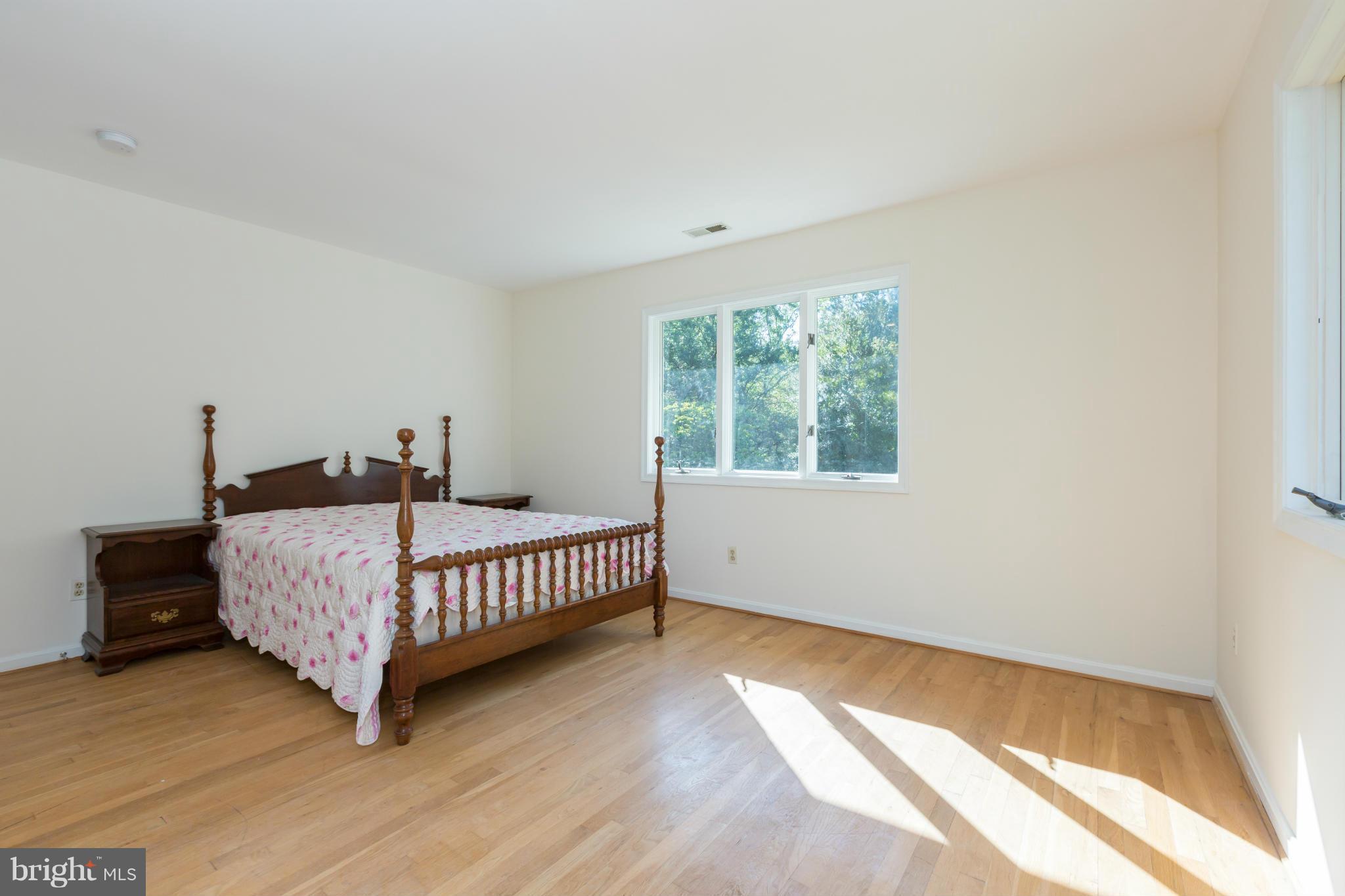 11109 Fawsett Road Potomac, MD 20854 - Photo 21 of 30 Bedroom
