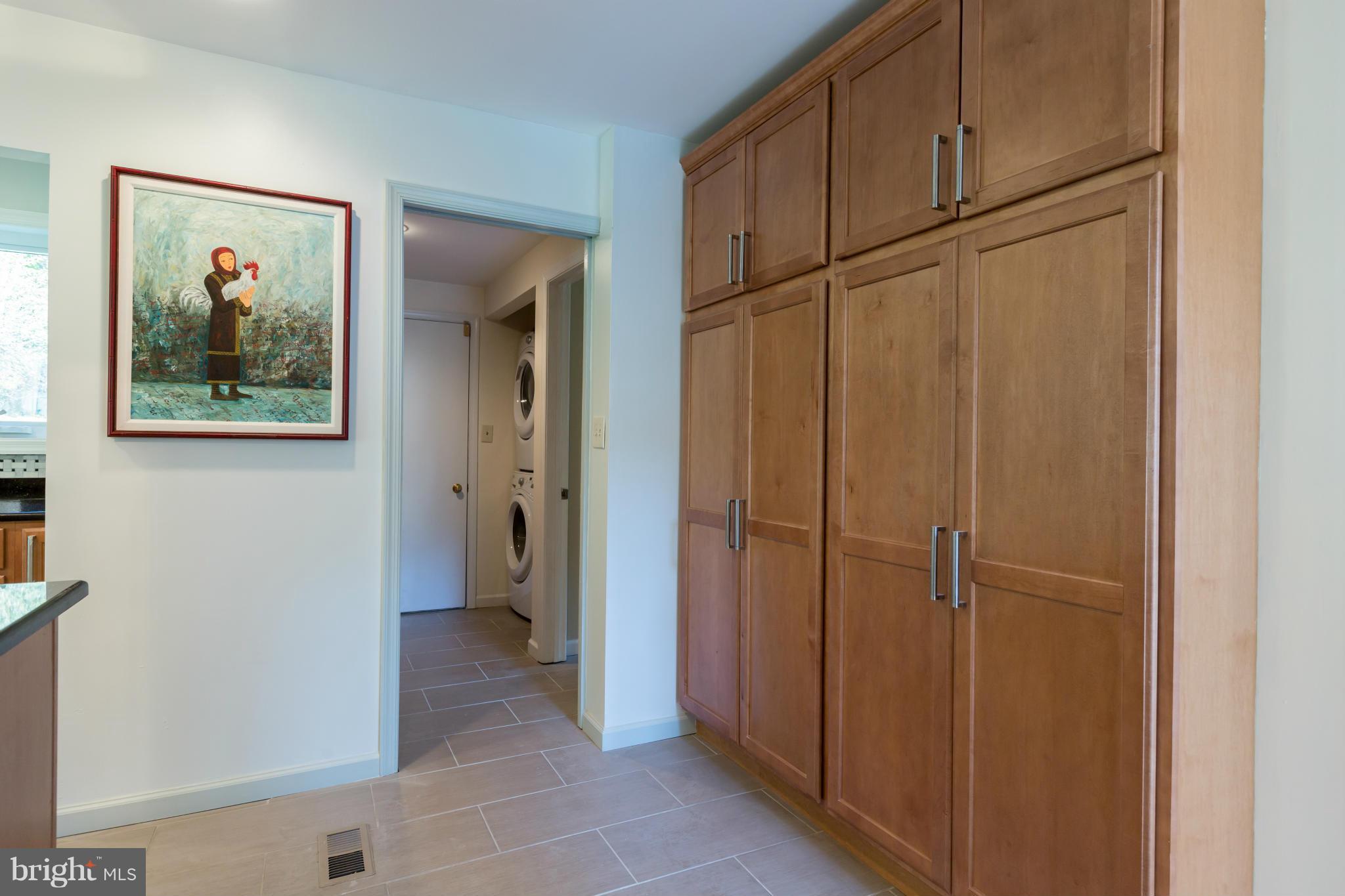 11109 Fawsett Road Potomac, MD 20854 - Photo 22 of 30 Interior (General)