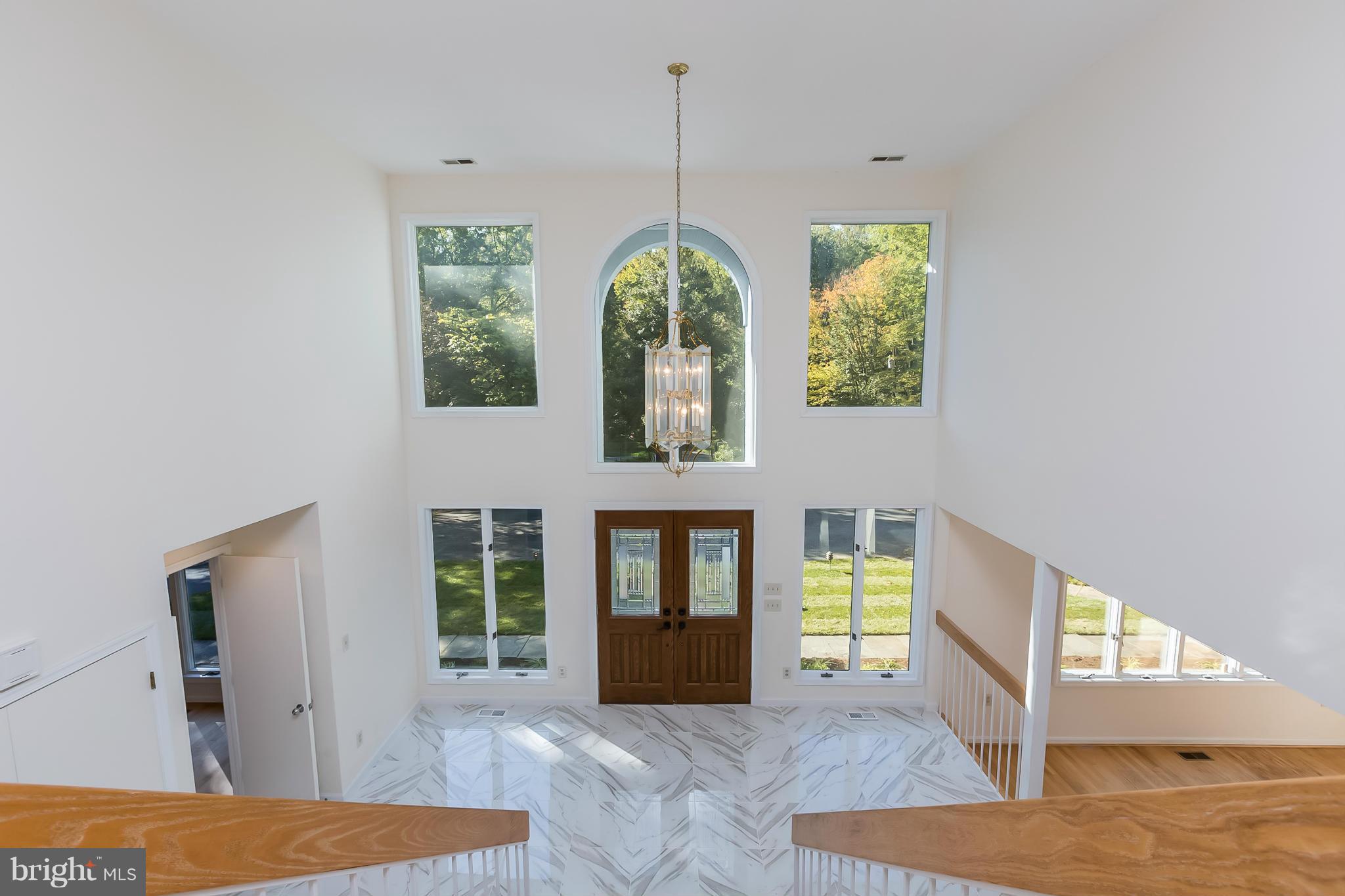 11109 Fawsett Road Potomac, MD 20854 - Photo 4 of 30 Interior (General)