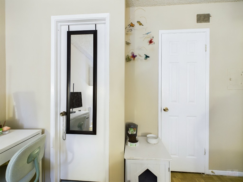 803 West 28th Street, Unit 105 Austin, TX 78705 - Photo 15 of 40