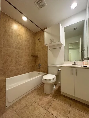 $2,600 | 2918 Commerce Street, Houston, TX 77003