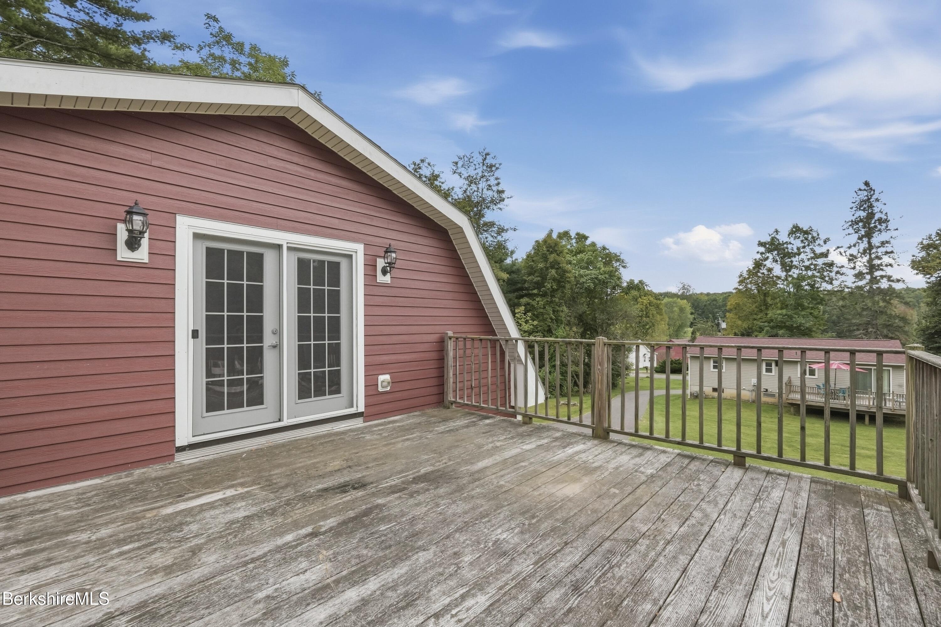 332 Hancock Road Pittsfield, MA 01201 - Photo 11 of 52 ADM03165