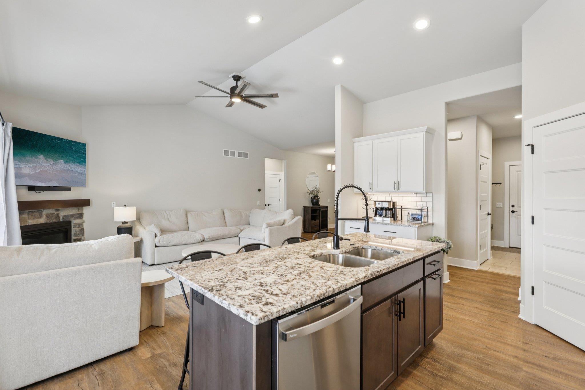 1159 Reese Waunakee, WI 53597 - Photo 8 of 36