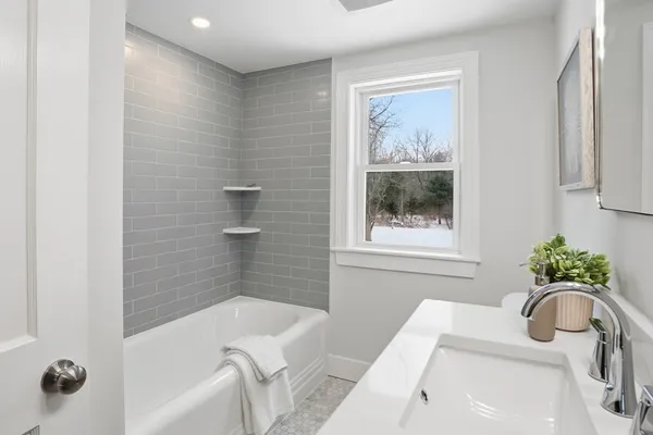 $935,000 | 4 Littlefield Road, Acton, MA 01720