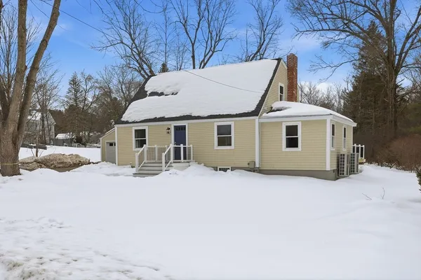 $935,000 | 4 Littlefield Road, Acton, MA 01720