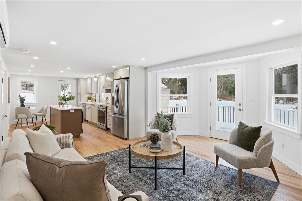 4 Littlefield Road Acton, MA 01720 - Photo 5 of 41