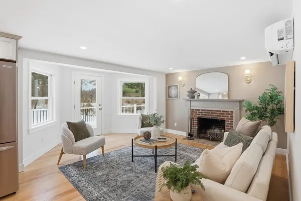 $935,000 | 4 Littlefield Road, Acton, MA 01720