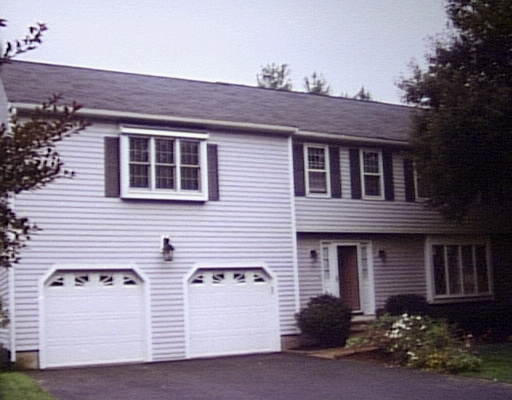 36 Foss Road North Andover, MA 01845 - Photo 1 of 1 Gallery Image 1