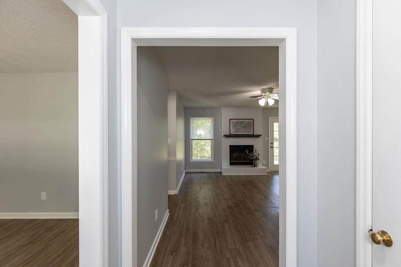 4100 Willow Haven Court Raleigh, NC 27616 - Photo 4 of 31 Foyer