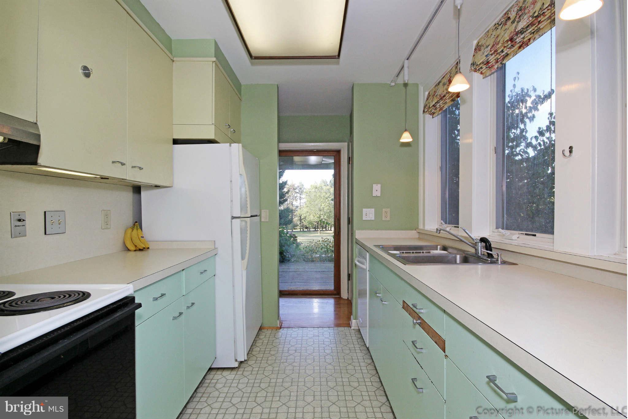 1605 Michael Road Middletown, MD 21769 - Photo 18 of 30 Kitchen