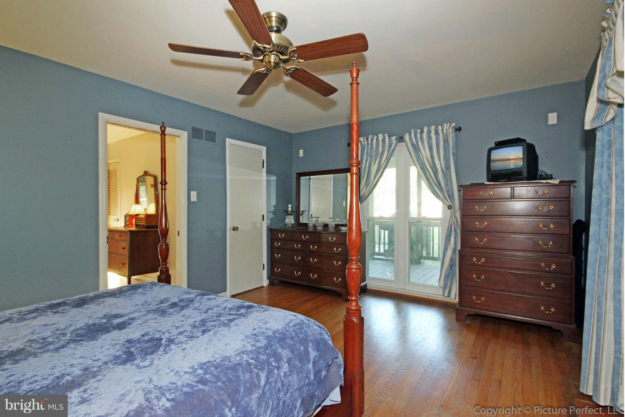 1605 Michael Road Middletown, MD 21769 - Photo 23 of 30 Bath (Master)