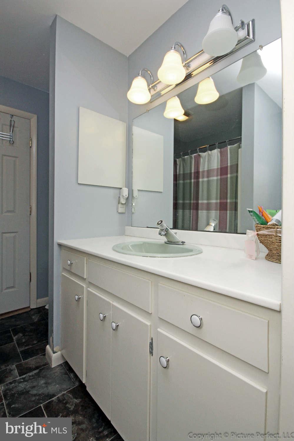 1605 Michael Road Middletown, MD 21769 - Photo 27 of 30 Bath