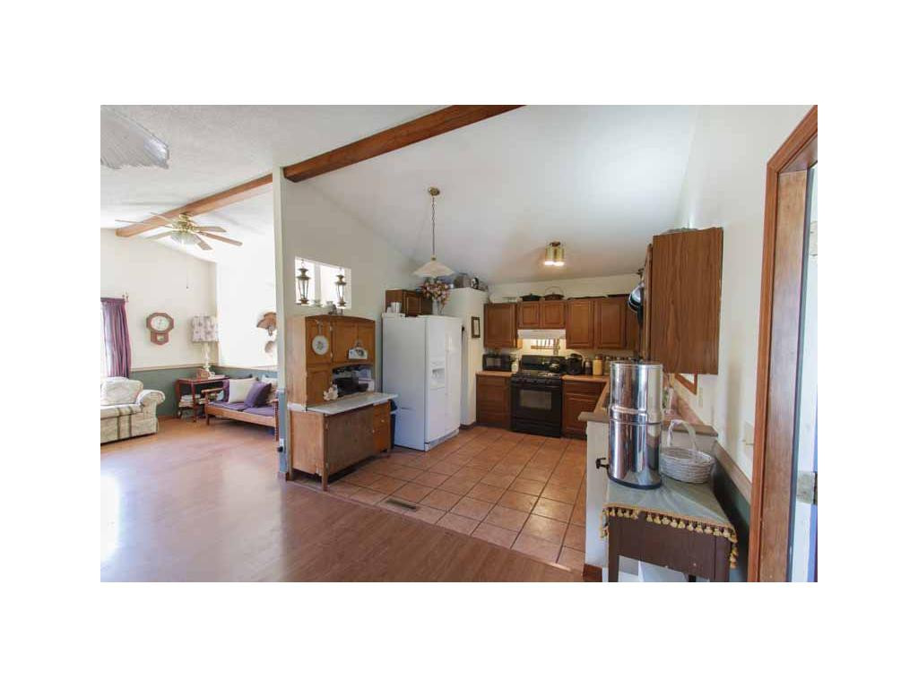 770 Old Stagecoach Road Jonesborough, TN 37659 - Photo 20 of 24 Kitchen