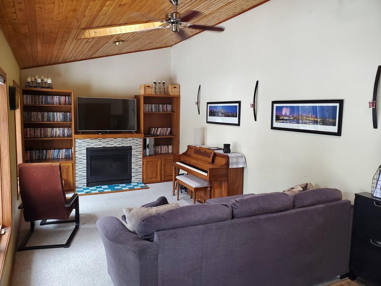 1504 Pinehurst Road Marshall, MN 56258 - Photo 17 of 36 Gallery Image 17