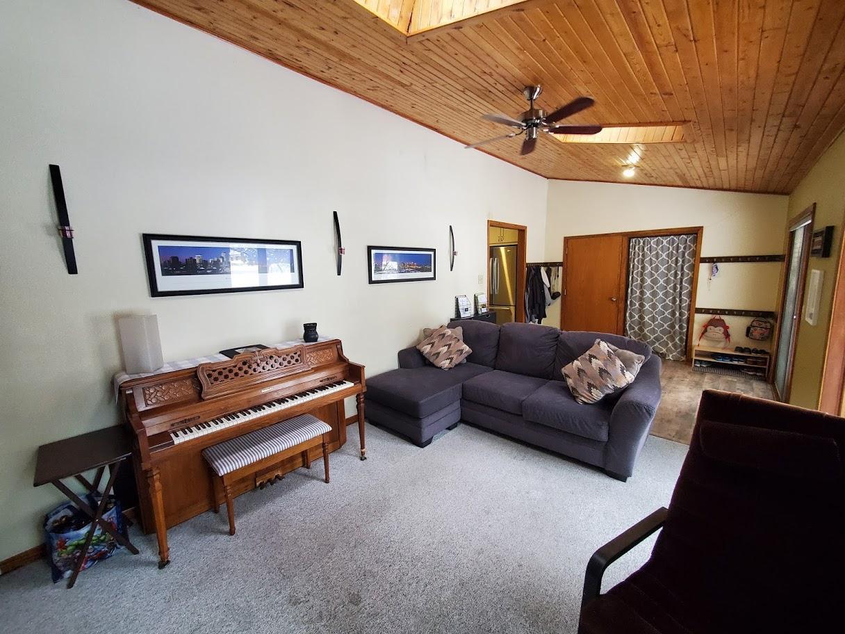1504 Pinehurst Road Marshall, MN 56258 - Photo 18 of 36 Gallery Image 18