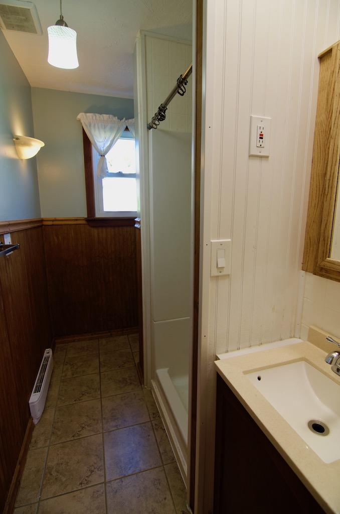 119 Oakland Road Fairfield, ME 04937 - Photo 9 of 13 Full Bathroom