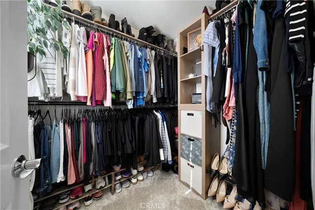 $480,000 | 1045 West Clover Avenue, Rialto, CA 92376