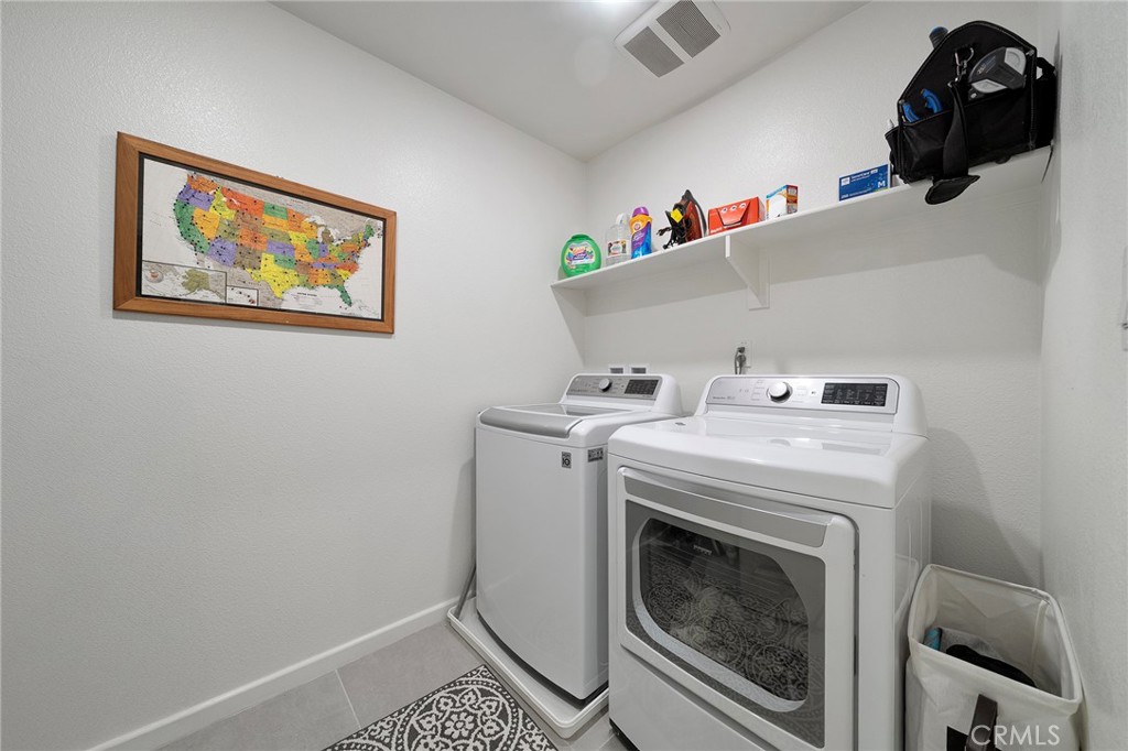 1045 West Clover Avenue Rialto, CA 92376 - Photo 24 of 32