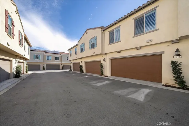 $480,000 | 1045 West Clover Avenue, Rialto, CA 92376