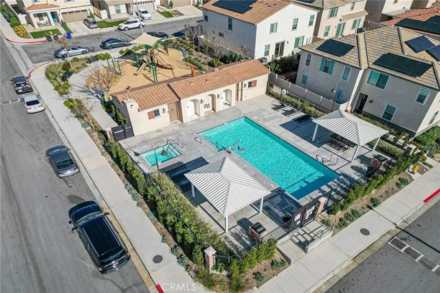 $480,000 | 1045 West Clover Avenue, Rialto, CA 92376