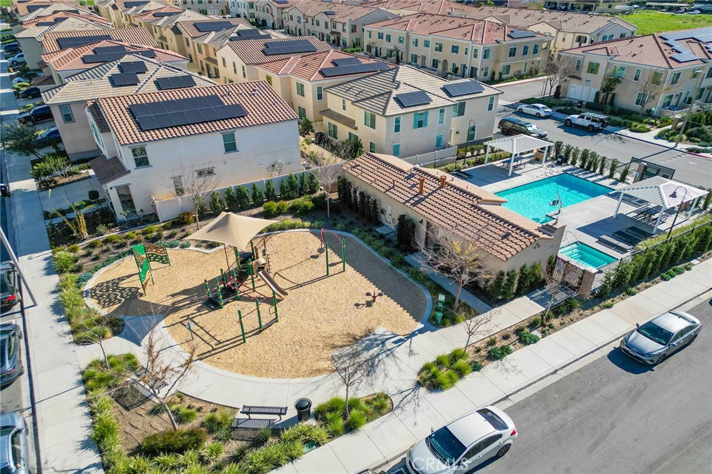 1045 West Clover Avenue Rialto, CA 92376 - Photo 28 of 32