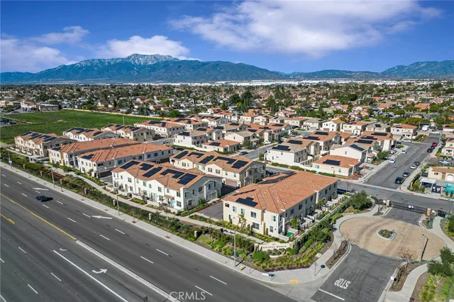 $480,000 | 1045 West Clover Avenue, Rialto, CA 92376