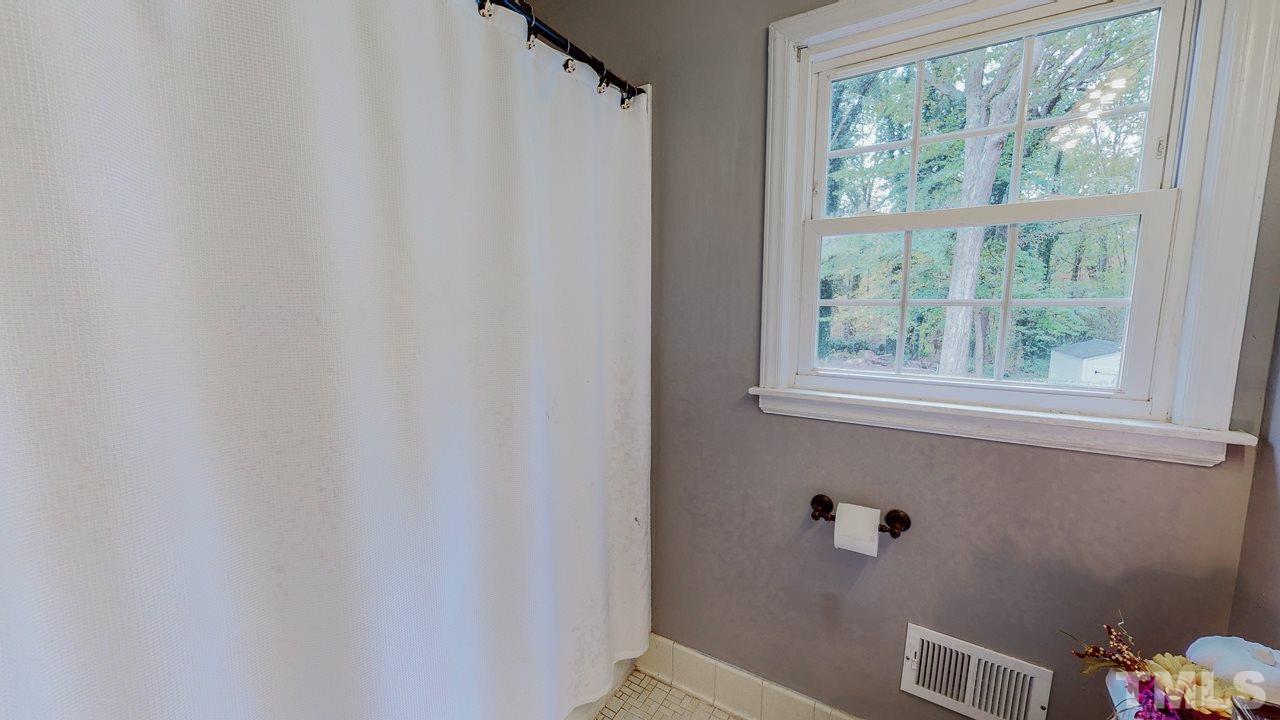 663 Semora Road Roxboro, NC 27573 - Photo 23 of 30
