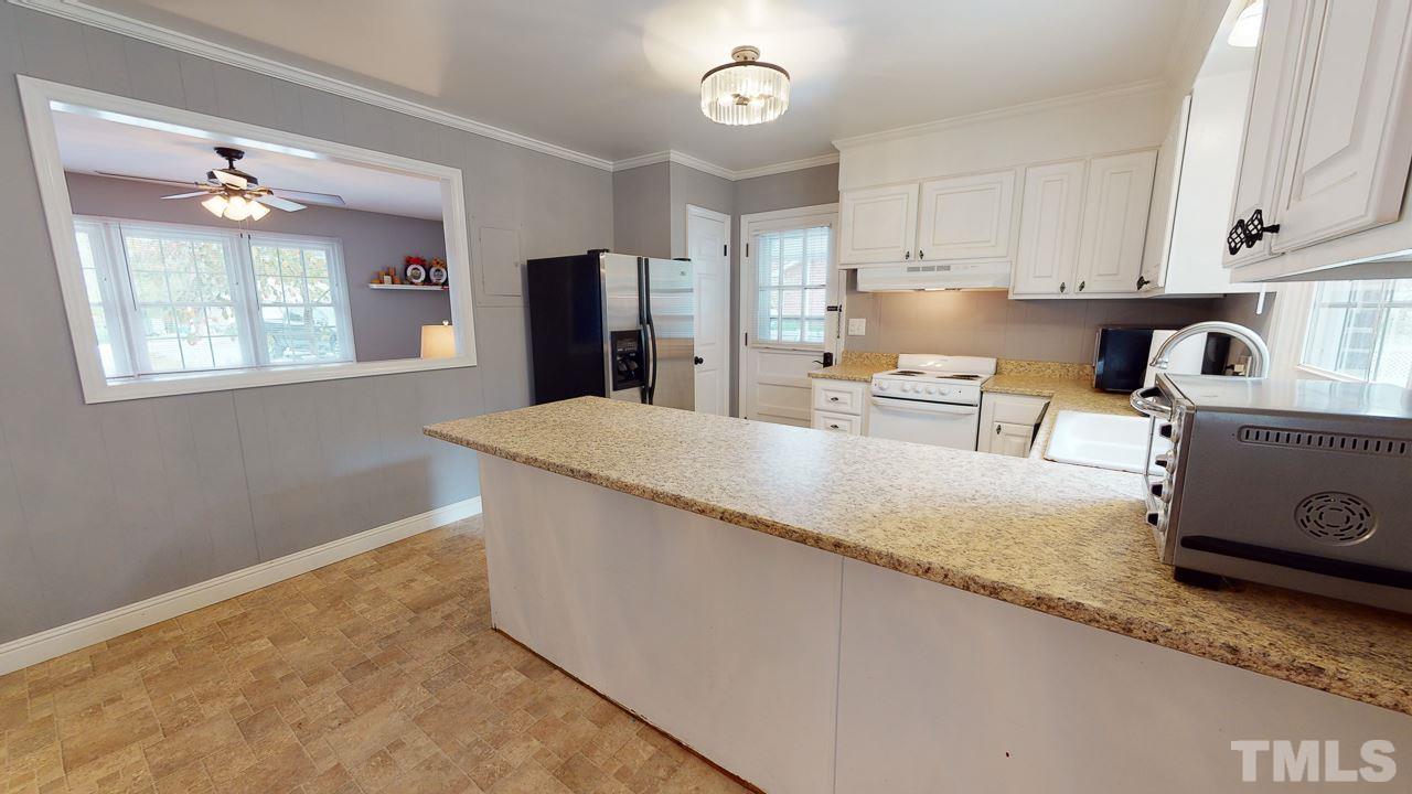 663 Semora Road Roxboro, NC 27573 - Photo 6 of 30