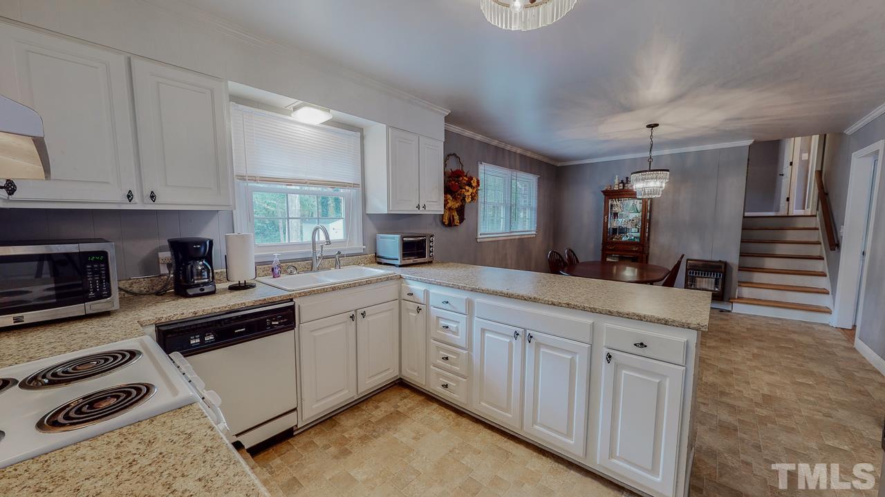 663 Semora Road Roxboro, NC 27573 - Photo 9 of 30