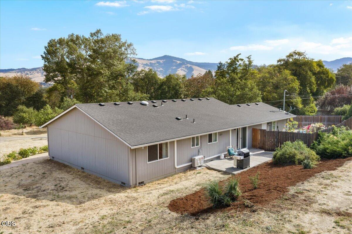 907 Neil Creek Road Ashland, OR 97520 - Photo 28 of 39 Gallery Image 28